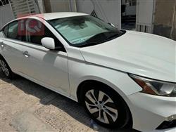 نيسان ألتيما